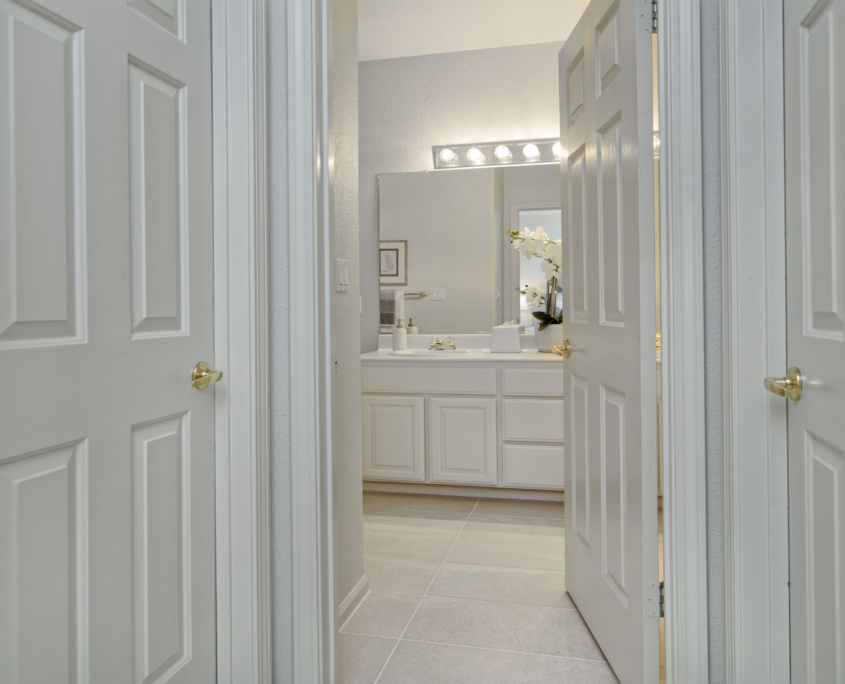 G20 A7R065105633 Ravenna Court (1)