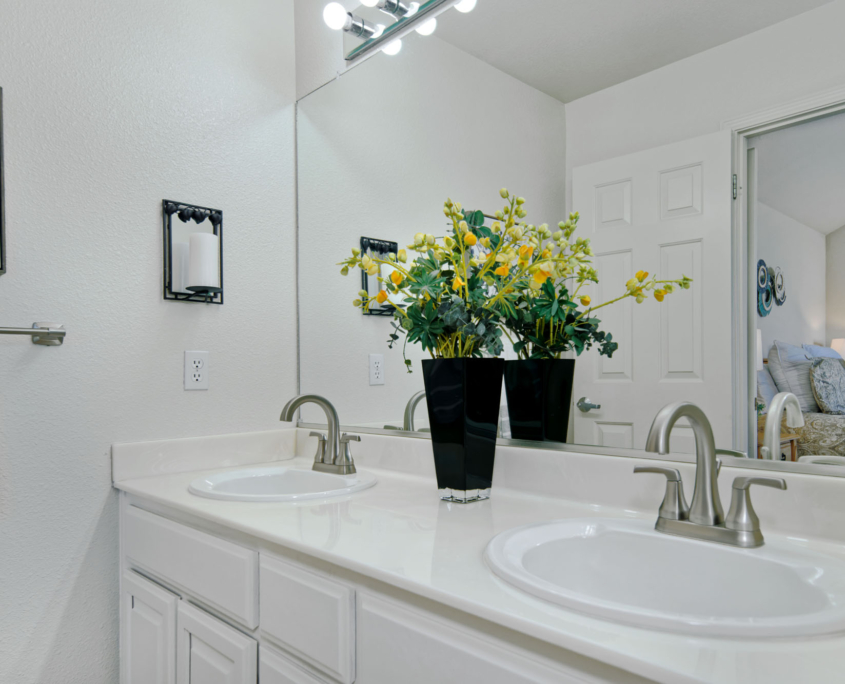 H10 A7R065225633 Ravenna Court (5)